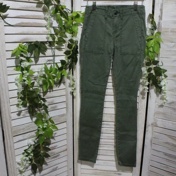 Cabi The Quest Skinny Ankle Olive Green pants (812) - Picture 2 of 10